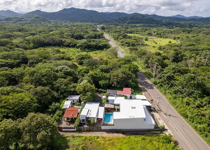 Сasa de vacaciones Tropical Oasis With Casita — Minutes To Tamarindo *