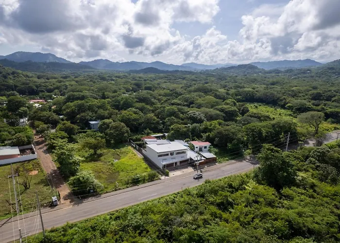 Сasa de vacaciones Tropical Oasis With Casita — Minutes To Tamarindo Villarreal